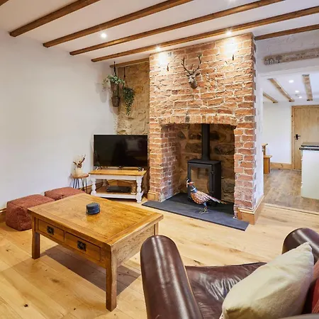 Holiday home Host & - Badger